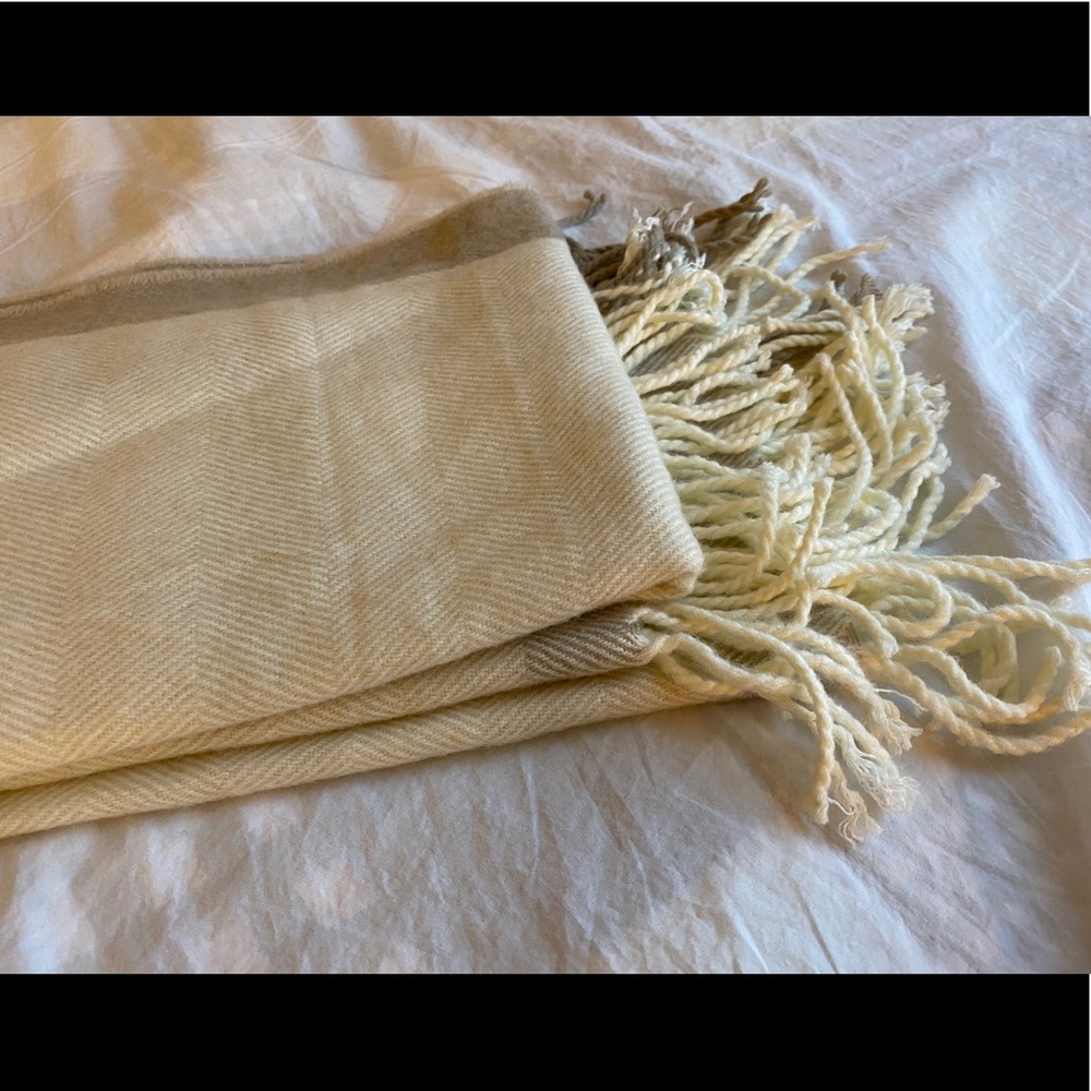 Ivory Wool Scarf - Picture 2 of 5